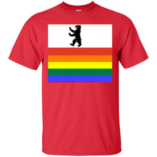 Load image into Gallery viewer, berlin is soo gay T-Shirt